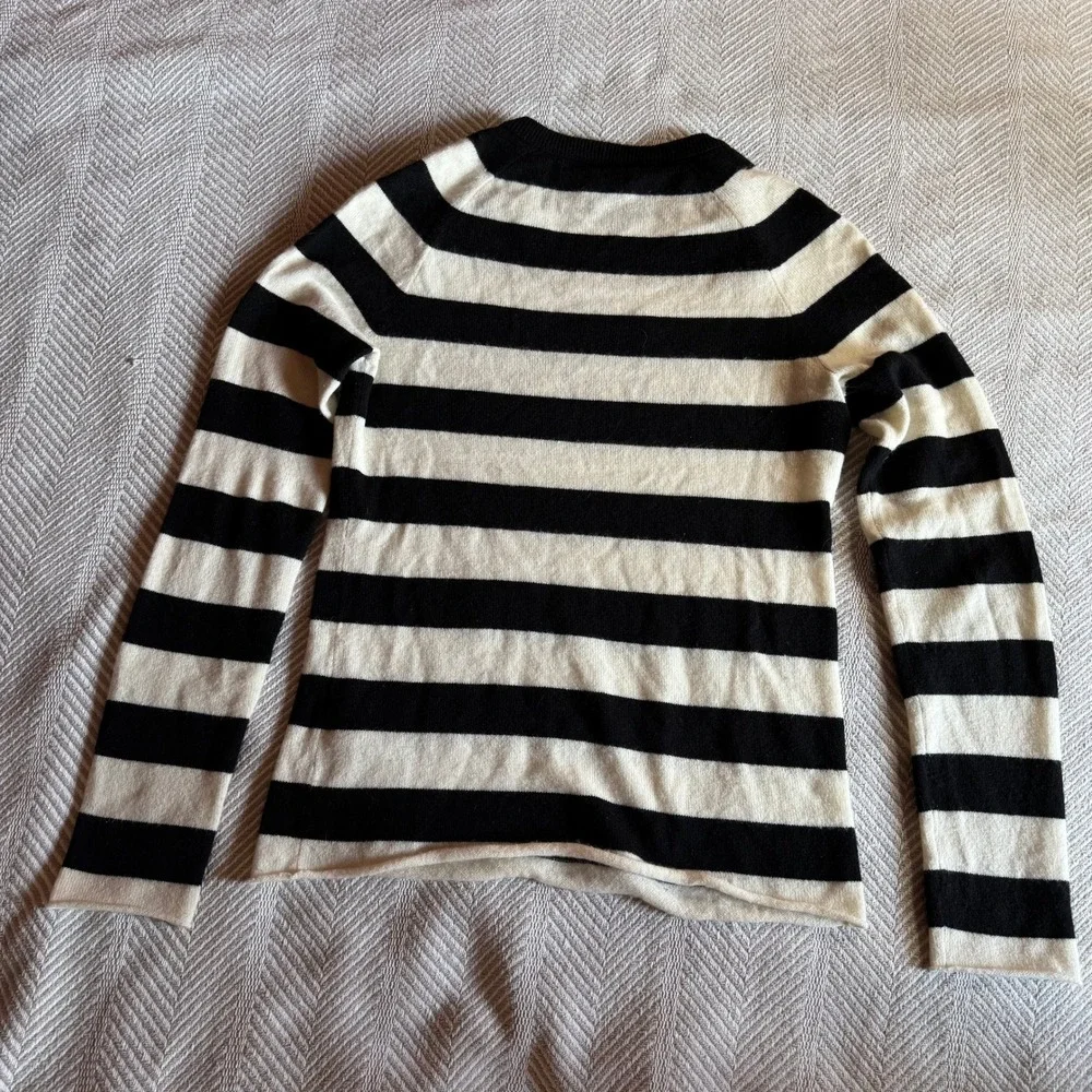 J.Crew 100%‎ Cashmere Striped Crown Sweater Black White Gold Button Shoulder S